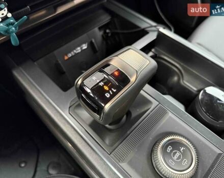 Черный ДжиЭмСи Hummer EV SUV, объемом двигателя 0 л и пробегом 11 тыс. км за 103900 $, фото 44 на Automoto.ua