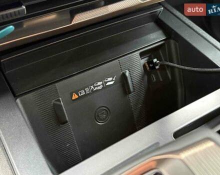 Черный ДжиЭмСи Hummer EV SUV, объемом двигателя 0 л и пробегом 11 тыс. км за 103900 $, фото 43 на Automoto.ua