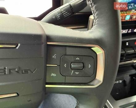Черный ДжиЭмСи Hummer EV SUV, объемом двигателя 0 л и пробегом 11 тыс. км за 103900 $, фото 31 на Automoto.ua