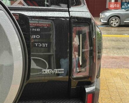Черный ДжиЭмСи Hummer EV SUV, объемом двигателя 0 л и пробегом 11 тыс. км за 103900 $, фото 11 на Automoto.ua