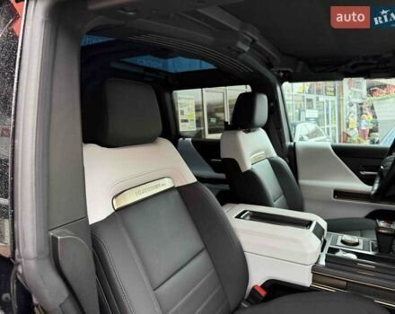 Черный ДжиЭмСи Hummer EV SUV, объемом двигателя 0 л и пробегом 11 тыс. км за 103900 $, фото 65 на Automoto.ua