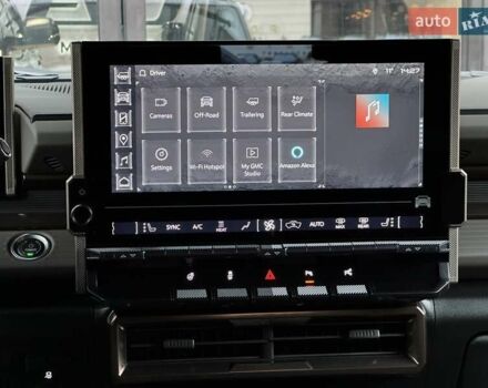 Зеленый ДжиЭмСи Hummer EV SUV, объемом двигателя 0 л и пробегом 4 тыс. км за 145000 $, фото 24 на Automoto.ua