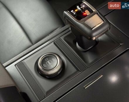 Зеленый ДжиЭмСи Hummer EV SUV, объемом двигателя 0 л и пробегом 4 тыс. км за 145000 $, фото 28 на Automoto.ua