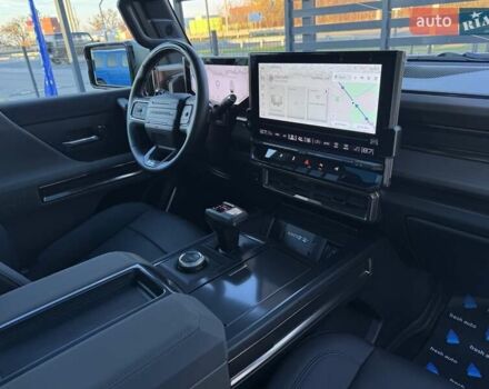 Зеленый ДжиЭмСи Hummer EV SUV, объемом двигателя 0 л и пробегом 10 тыс. км за 95900 $, фото 4 на Automoto.ua