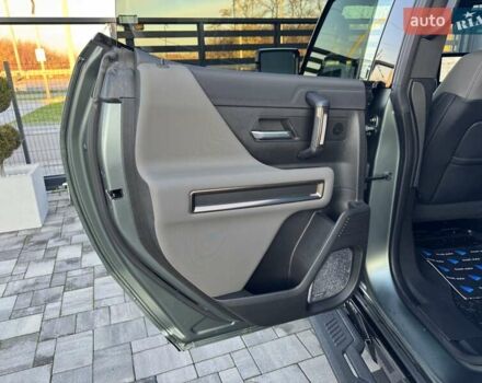 Зеленый ДжиЭмСи Hummer EV SUV, объемом двигателя 0 л и пробегом 10 тыс. км за 95900 $, фото 30 на Automoto.ua