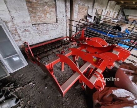 Красный Гаспардо Другая, объемом двигателя 0 л и пробегом 0 тыс. км за 9162 $, фото 12 на Automoto.ua