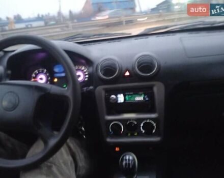 Жовтий Джилі ЦК-2, об'ємом двигуна 1.34 л та пробігом 65 тис. км за 1150 $, фото 2 на Automoto.ua