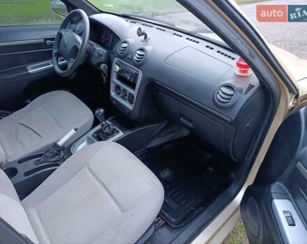 Желтый Джили ЦК-2, объемом двигателя 1.5 л и пробегом 230 тыс. км за 1299 $, фото 16 на Automoto.ua