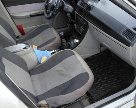 Белый Джили ЦК, объемом двигателя 1.3 л и пробегом 230 тыс. км за 1539 $, фото 4 на Automoto.ua