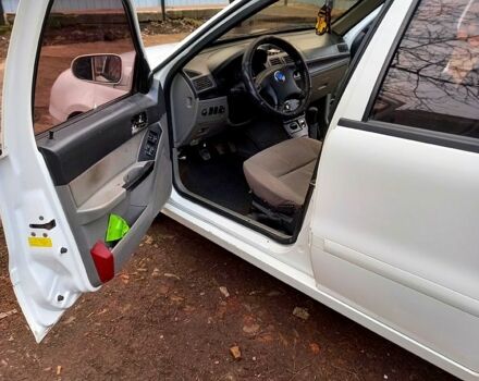 Белый Джили ЦК, объемом двигателя 1.5 л и пробегом 130 тыс. км за 2300 $, фото 5 на Automoto.ua