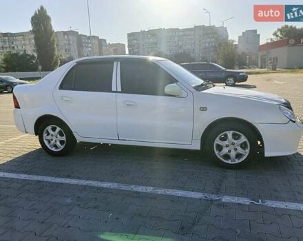 Білий Джилі ЦК, об'ємом двигуна 1.5 л та пробігом 93 тис. км за 1750 $, фото 2 на Automoto.ua