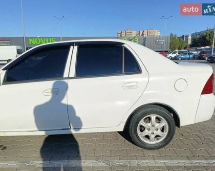 Білий Джилі ЦК, об'ємом двигуна 1.5 л та пробігом 93 тис. км за 1750 $, фото 4 на Automoto.ua