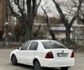 Белый Джили ЦК, объемом двигателя 1.5 л и пробегом 80 тыс. км за 1850 $, фото 4 на Automoto.ua