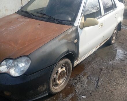 Білий Джилі ЦК, об'ємом двигуна 1 л та пробігом 120 тис. км за 565 $, фото 1 на Automoto.ua