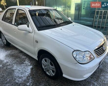 Джили ЦК 2013 в Одессе на Automoto.ua Белый Джили ЦК, объемом двигателя 1.5 л и пробегом 74 тыс. км за 2500 $, фото 4 на Automoto.ua