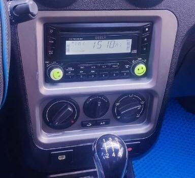 Джилі ЦК 2013 у Києві на Automoto.ua Білий Джилі ЦК, об'ємом двигуна 1.5 л та пробігом 99 тис. км за 2600 $, фото 7 на Automoto.ua