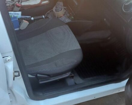 Белый Джили ЦК, объемом двигателя 1.5 л и пробегом 140 тыс. км за 3000 $, фото 5 на Automoto.ua