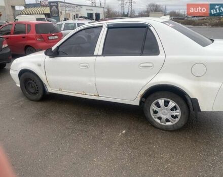 Белый Джили ЦК, объемом двигателя 1.5 л и пробегом 140 тыс. км за 1500 $, фото 2 на Automoto.ua