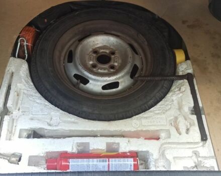 Білий Джилі ЦК, об'ємом двигуна 1.5 л та пробігом 9 тис. км за 3000 $, фото 5 на Automoto.ua