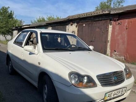Джилі ЦК 2007 у Кривому Розі на Automoto.ua Білий Джилі ЦК, об'ємом двигуна 1.5 л та пробігом 71 тис. км за 3500 $, фото 1 на Automoto.ua