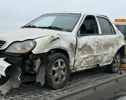 Белый Джили ЦК, объемом двигателя 1.5 л и пробегом 250 тыс. км за 850 $, фото 1 на Automoto.ua