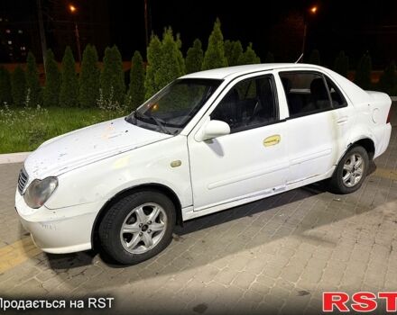 Белый Джили ЦК, объемом двигателя 1.5 л и пробегом 250 тыс. км за 650 $, фото 1 на Automoto.ua