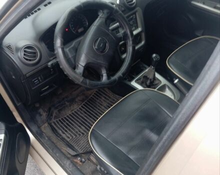 Бежевый Джили ЦК, объемом двигателя 1.5 л и пробегом 172 тыс. км за 1350 $, фото 6 на Automoto.ua