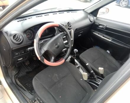 Бежевый Джили ЦК, объемом двигателя 1.5 л и пробегом 210 тыс. км за 1500 $, фото 5 на Automoto.ua