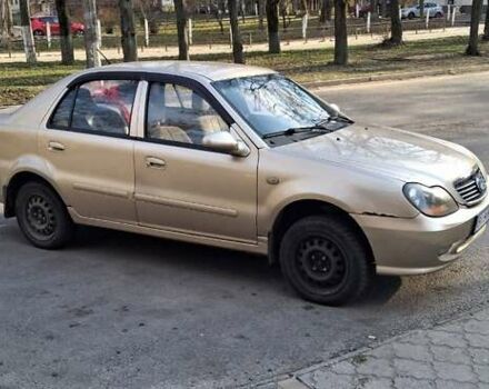 Бежевый Джили ЦК, объемом двигателя 1.5 л и пробегом 102 тыс. км за 1999 $, фото 1 на Automoto.ua