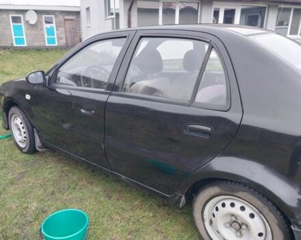 Джили ЦК 2012 в Вараш (Кузнецовск) на Automoto.ua Черный Джили ЦК, объемом двигателя 1.5 л и пробегом 39 тыс. км за 2000 $, фото 3 на Automoto.ua