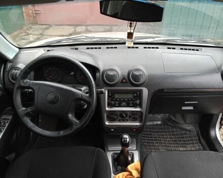 Джилі ЦК 2013 у Краматорске на Automoto.ua Сірий Джилі ЦК, об'ємом двигуна 1.5 л та пробігом 147 тис. км за 1790 $, фото 5 на Automoto.ua