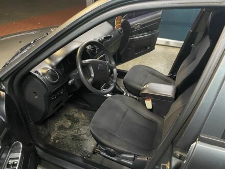 Сірий Джилі ЦК, об'ємом двигуна 1.5 л та пробігом 216 тис. км за 2200 $, фото 1 на Automoto.ua