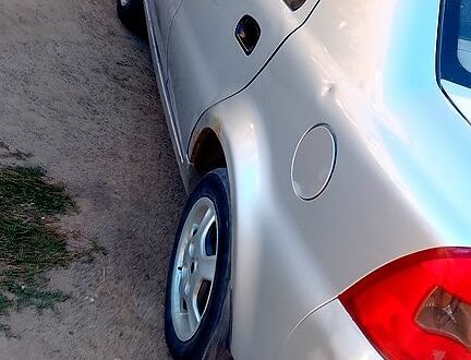 Серый Джили ЦК, объемом двигателя 1.5 л и пробегом 190 тыс. км за 710 $, фото 1 на Automoto.ua