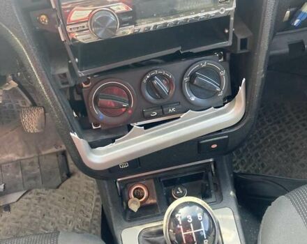 Синий Джили ЦК, объемом двигателя 1.5 л и пробегом 187 тыс. км за 1000 $, фото 4 на Automoto.ua