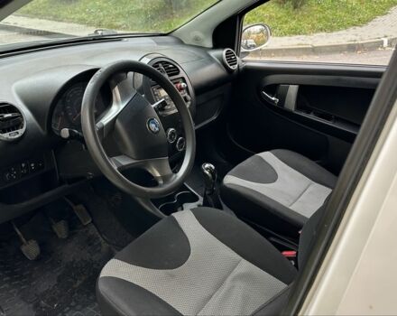 Белый Джили Другая, объемом двигателя 1.3 л и пробегом 186 тыс. км за 3500 $, фото 4 на Automoto.ua