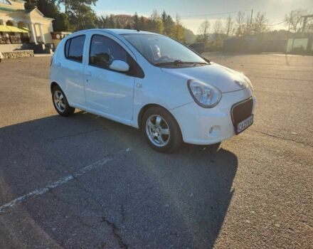 Белый Джили Другая, объемом двигателя 1.3 л и пробегом 70 тыс. км за 3500 $, фото 3 на Automoto.ua