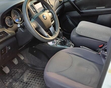 Белый Джили Другая, объемом двигателя 1.5 л и пробегом 185 тыс. км за 3000 $, фото 4 на Automoto.ua