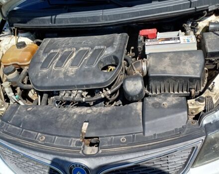 Белый Джили Другая, объемом двигателя 1.5 л и пробегом 185 тыс. км за 3000 $, фото 7 на Automoto.ua