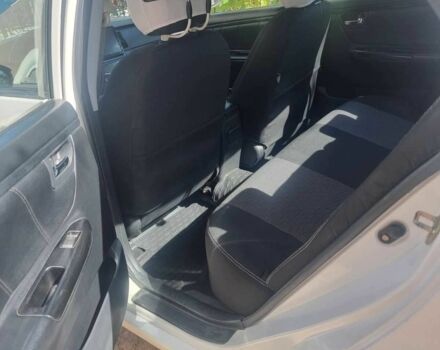 Джили Другая 2012 в Днепре (Днепропетровске) на Automoto.ua Белый Джили Другая, объемом двигателя 1.8 л и пробегом 215 тыс. км за 3700 $, фото 5 на Automoto.ua