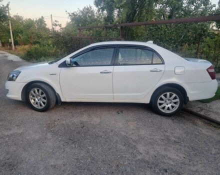 Джили Другая 2012 в Днепре (Днепропетровске) на Automoto.ua Белый Джили Другая, объемом двигателя 1.8 л и пробегом 215 тыс. км за 3700 $, фото 1 на Automoto.ua