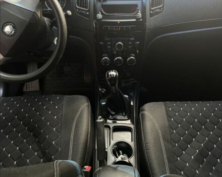 Белый Джили Другая, объемом двигателя 1.5 л и пробегом 126 тыс. км за 4500 $, фото 5 на Automoto.ua