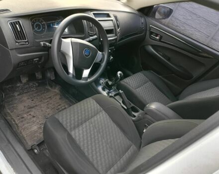 Білий Джилі Інша, об'ємом двигуна 1.5 л та пробігом 196 тис. км за 3800 $, фото 7 на Automoto.ua