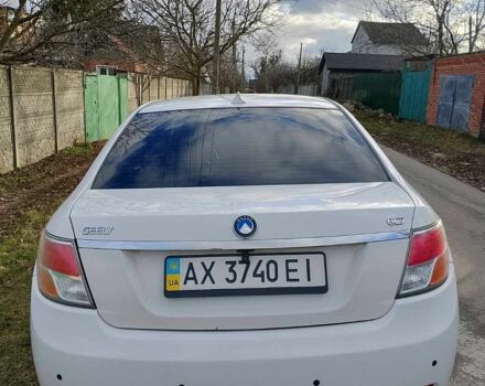 Білий Джилі Інша, об'ємом двигуна 1.5 л та пробігом 196 тис. км за 3800 $, фото 6 на Automoto.ua