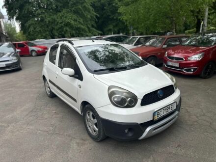 Джилі Інша 2012 у Городке на Automoto.ua Білий Джилі Інша, об'ємом двигуна 1.3 л та пробігом 73 тис. км за 2350 $, фото 1 на Automoto.ua