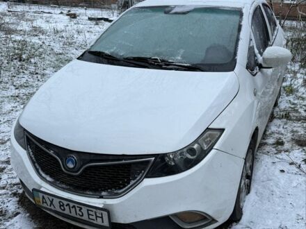 Білий Джилі Інша, об'ємом двигуна 1.5 л та пробігом 85 тис. км за 3700 $, фото 1 на Automoto.ua