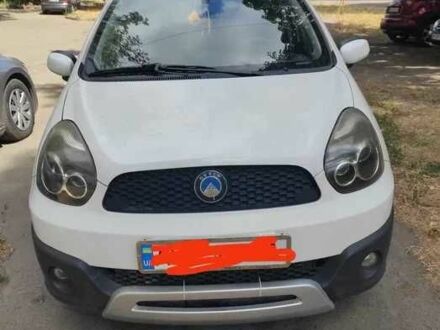 Джили Другая 2014 в Кривом Роге на Automoto.ua Белый Джили Другая, объемом двигателя 1.2 л и пробегом 101 тыс. км за 2395 $, фото 1 на Automoto.ua