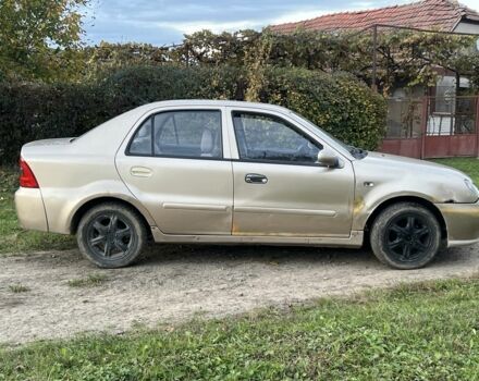 Желтый Джили Другая, объемом двигателя 1.5 л и пробегом 220 тыс. км за 900 $, фото 4 на Automoto.ua