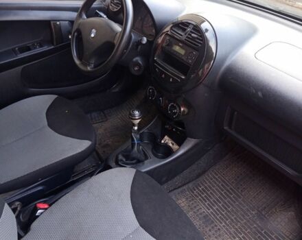 Сірий Джилі Інша, об'ємом двигуна 1.4 л та пробігом 142 тис. км за 1200 $, фото 4 на Automoto.ua