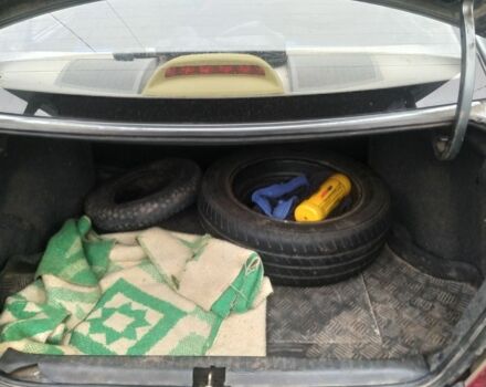 Серый Джили Другая, объемом двигателя 1.5 л и пробегом 130 тыс. км за 2135 $, фото 3 на Automoto.ua