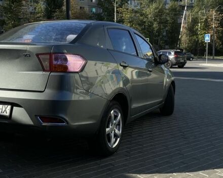 Джили Другая 2015 в Днепре (Днепропетровске) на Automoto.ua Серый Джили Другая, объемом двигателя 1.5 л и пробегом 1 тыс. км за 3300 $, фото 3 на Automoto.ua